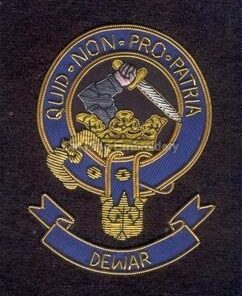 Dewar clan crest badge - Quid Non Pro Patria