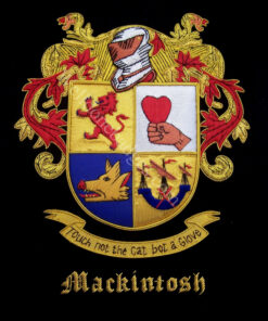Macrintosh Family Crest /  Macrintosh Coat of arms